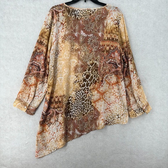 Chicos Tunic Top Women XL Asymmetrical Hem 3/4 Sleeve Leopard Roll‎ Tab Chiffon - Picture 2 of 16